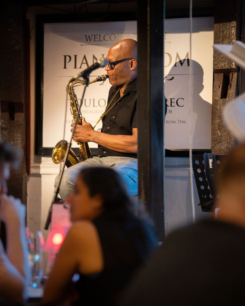 Live Music While You Dine